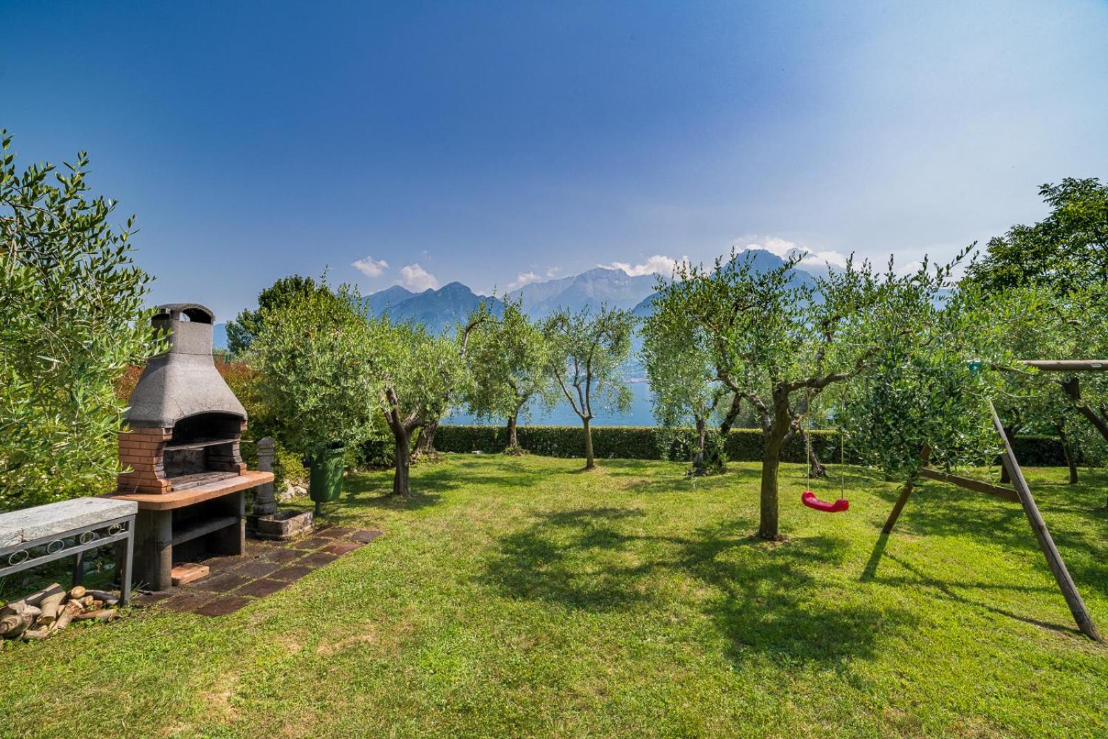 Bellagio Village- 4 Apartments By The Lake - Seasonal Warm Pool And Sauna Oliveto Lario Exterior photo